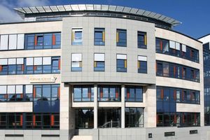 Alle Fernlehrgänge der Fernakademie sind staatlich geprüft und zugelassen Alle Fernlehrgänge der Fernakademie sind staatlich geprüft und zugelassen