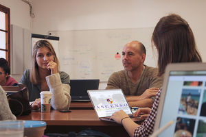 Individuelle Betreuung im Studium durch Lehrende aus der Praxis. Individuelle Betreuung im Studium durch Lehrende aus der Praxis.