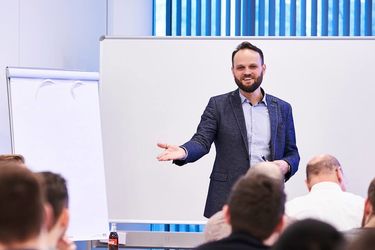 Kühne Logistics University