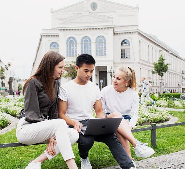 GBild2 SG International Business BA 20200422